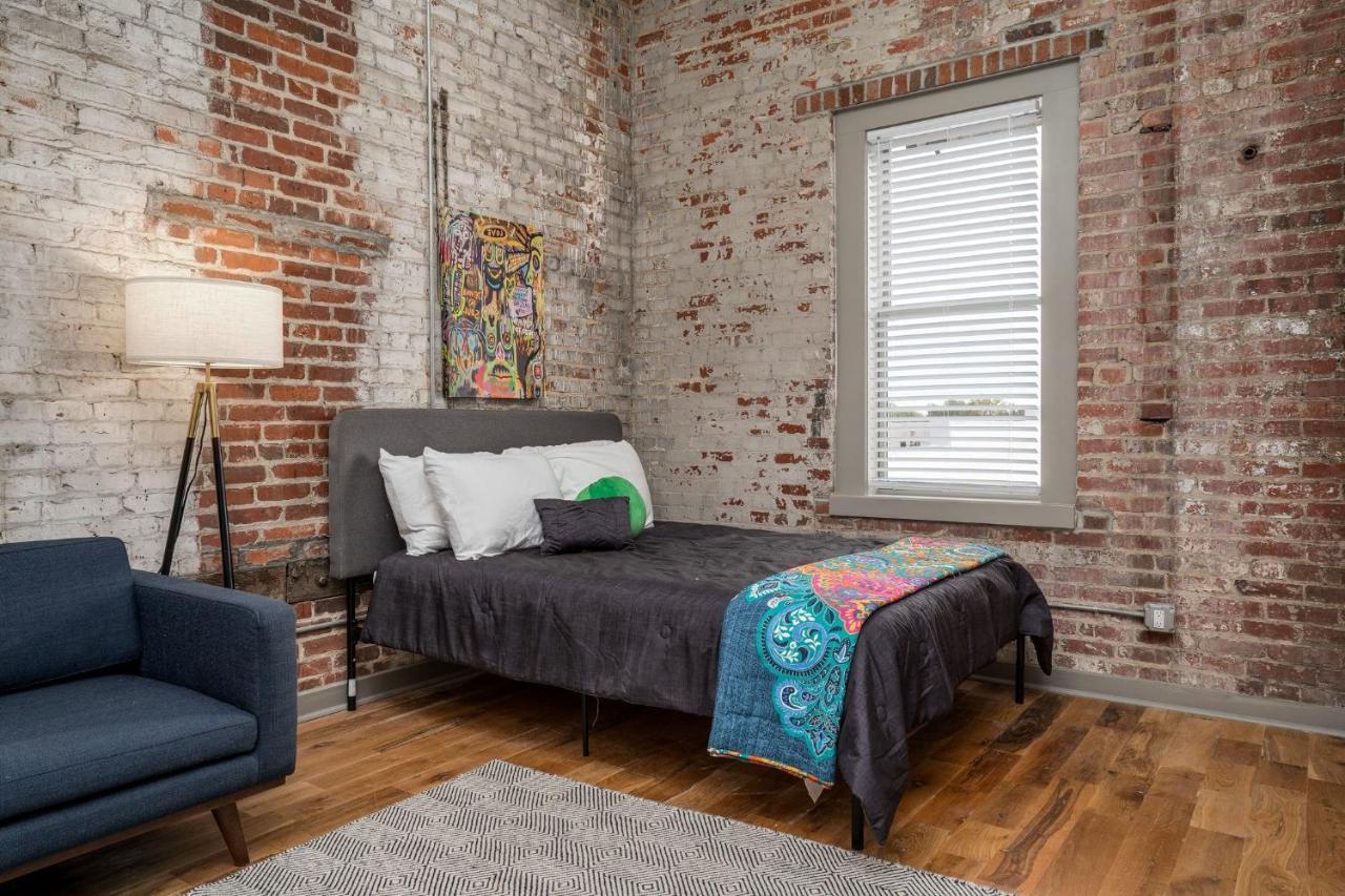 The Davis Lofts At Main Street - Unit 3D Apartment Роки Маунт Екстериор снимка